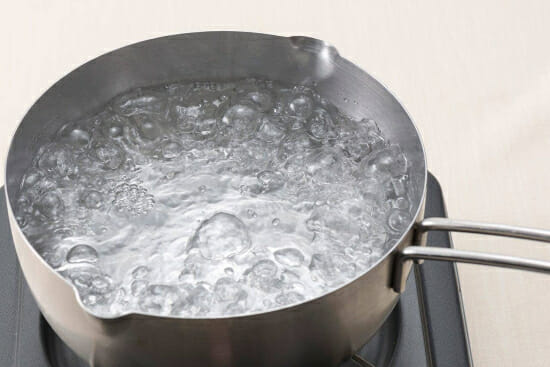 kill weeds with boiling water