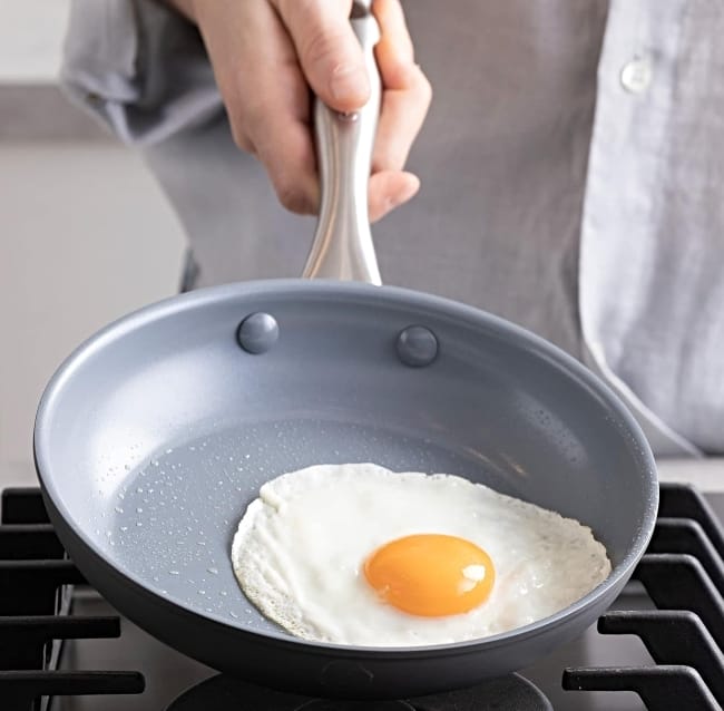 Image-of-GreenPan-Lima-Non-Toxic-Non-Stick-Pan-cooking-eggs-on-gas-stove